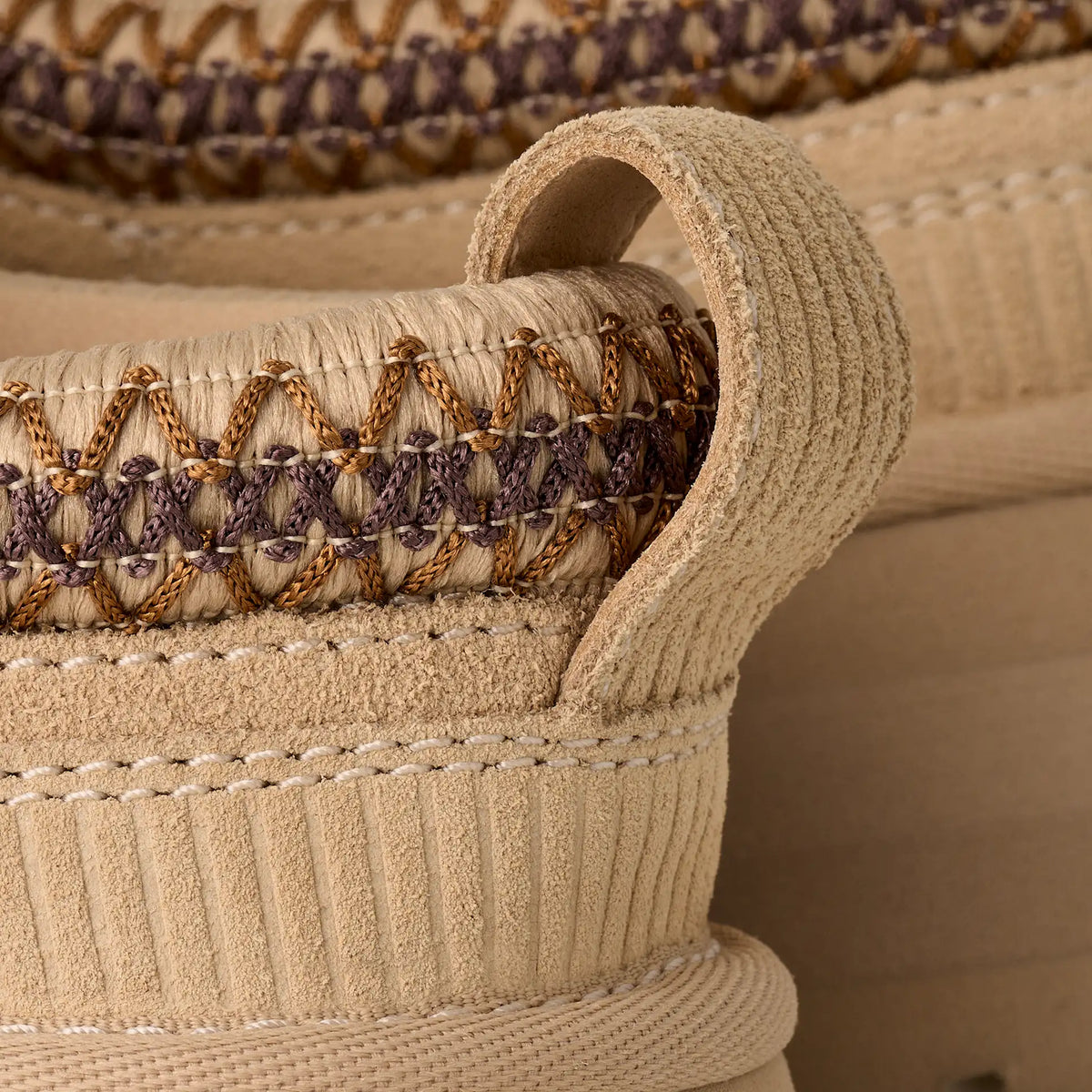Heritage Lace-Up