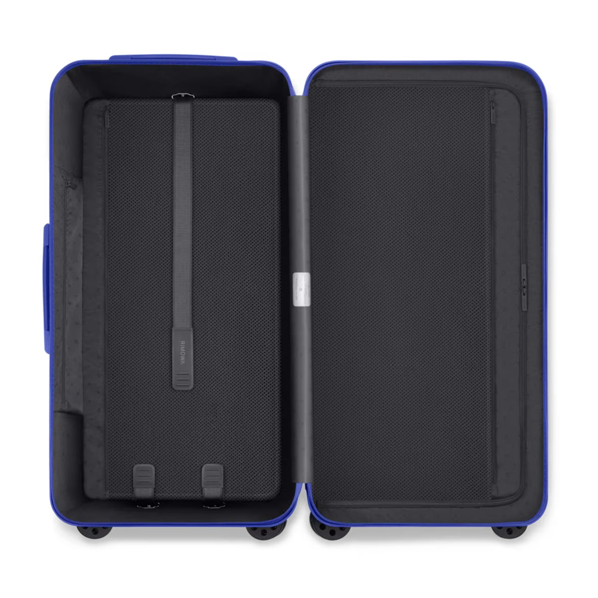Essential Trunk Gloss