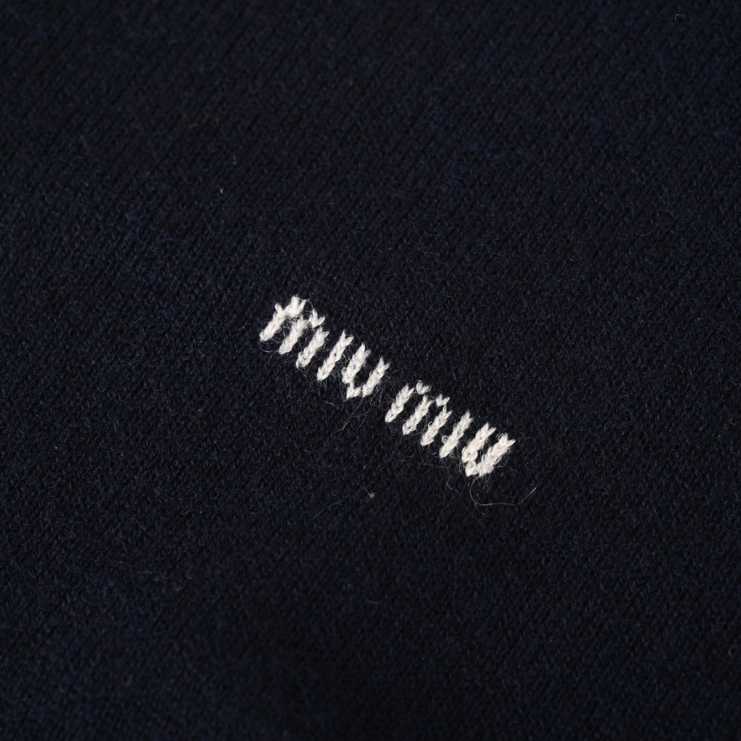 Layered Collar Intarsia Blue