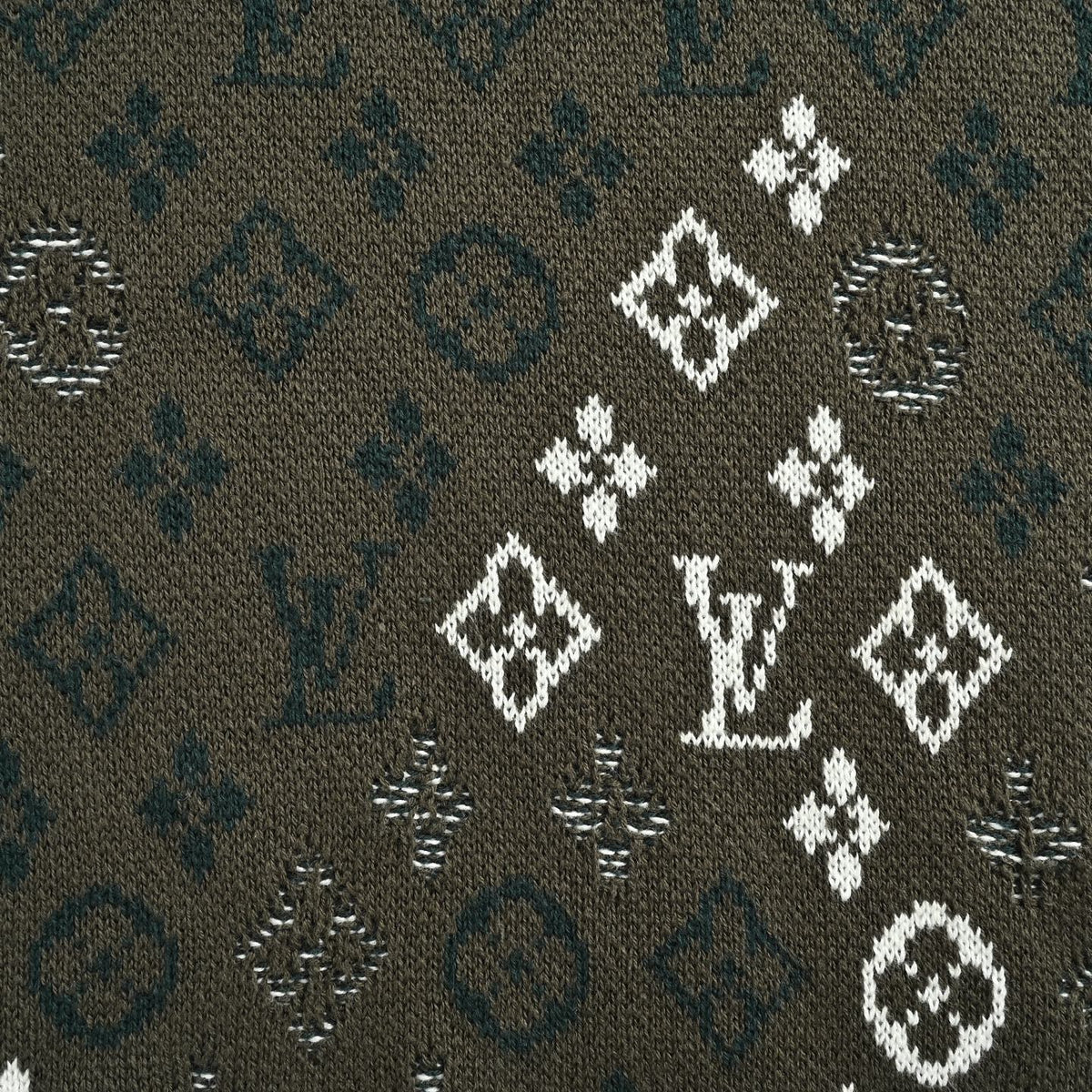 Monogram Pullover Forest Green
