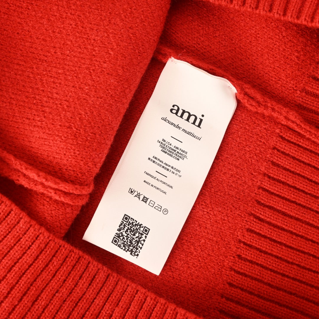 Ami de Coeur Holiday Intarsia Red