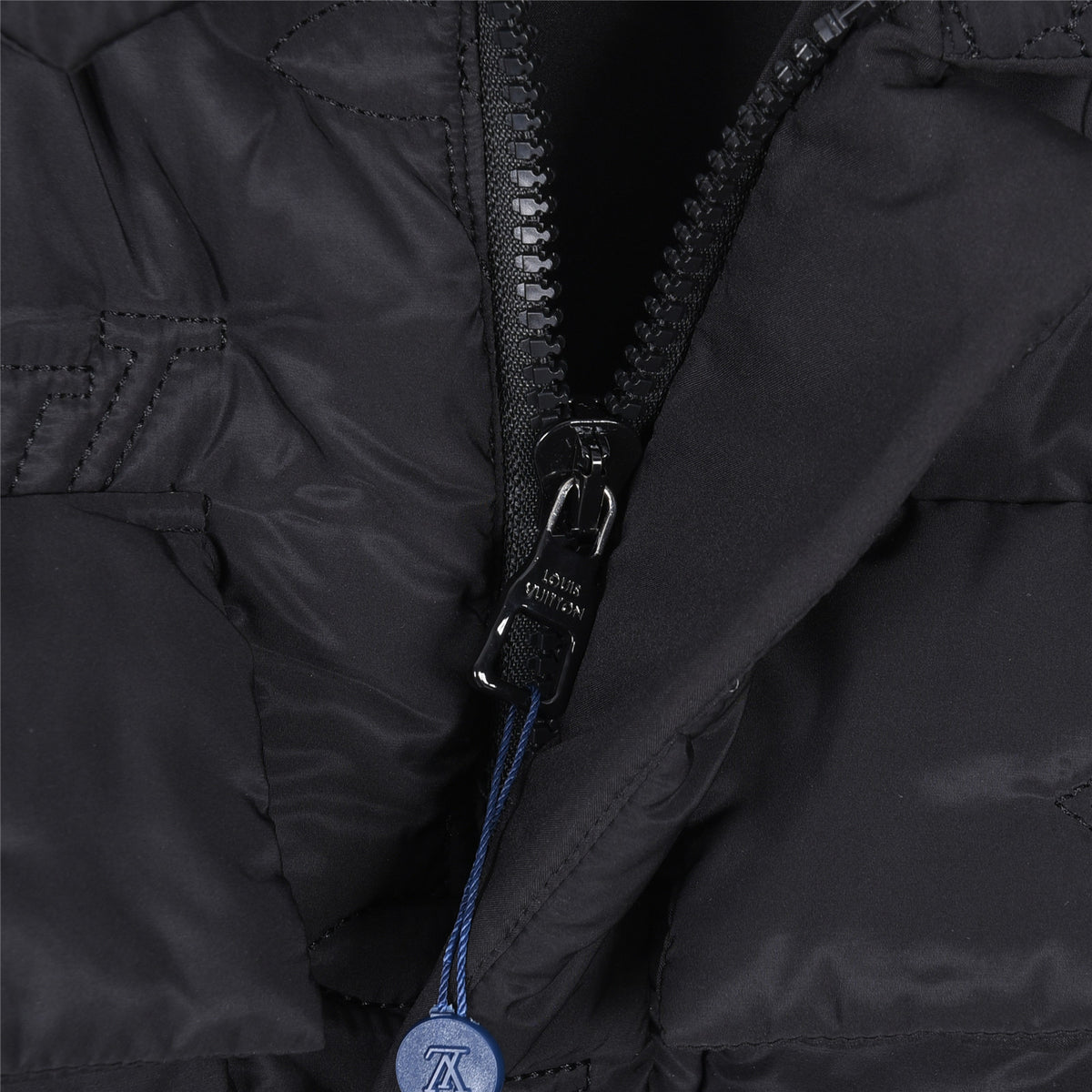 Monogram Light Padded Black