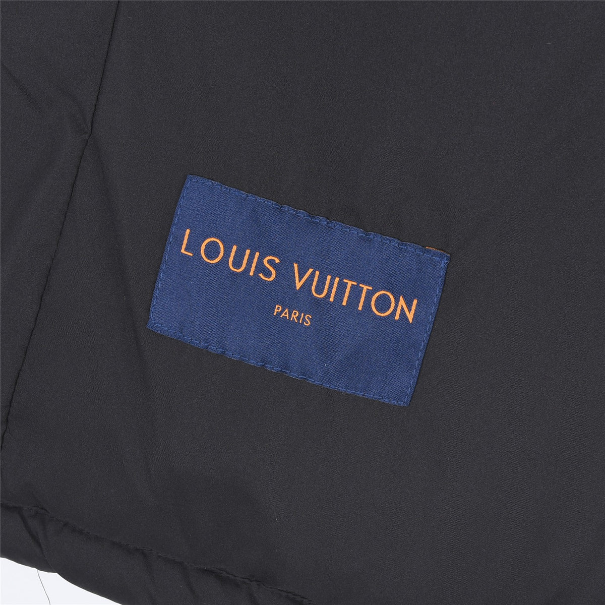 Monogram Light Padded Black