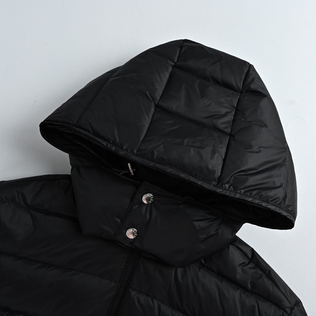 Verith Hooded Short Down Black