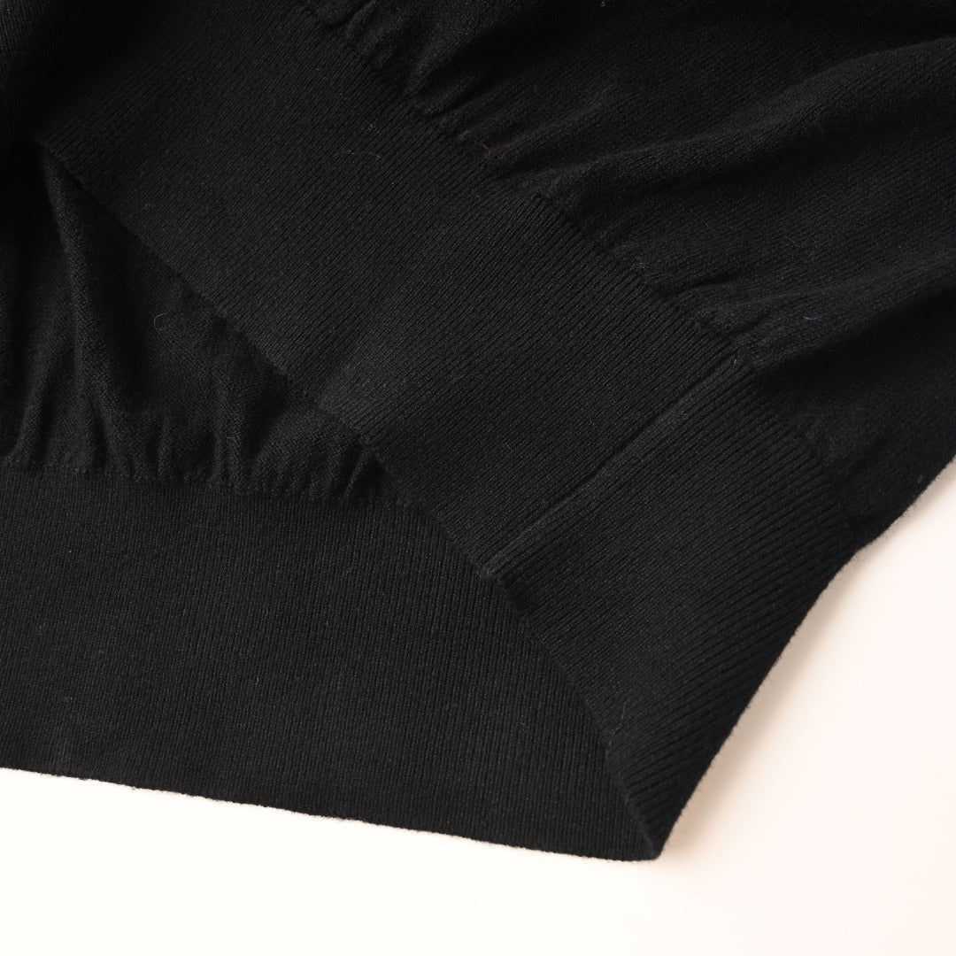 Superfine Wool Logo Turtleneck Black