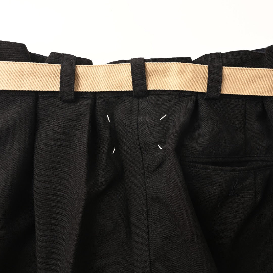 Pleated Wool Black