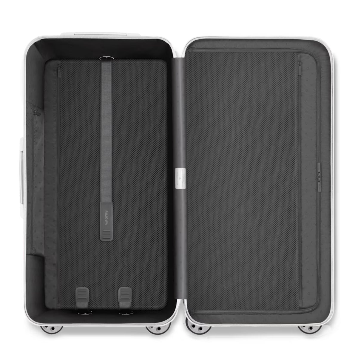 Essential Trunk Gloss