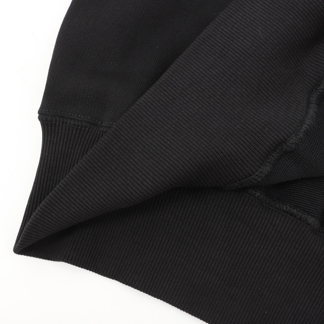 Ami de Coeur Embossed Heart Black