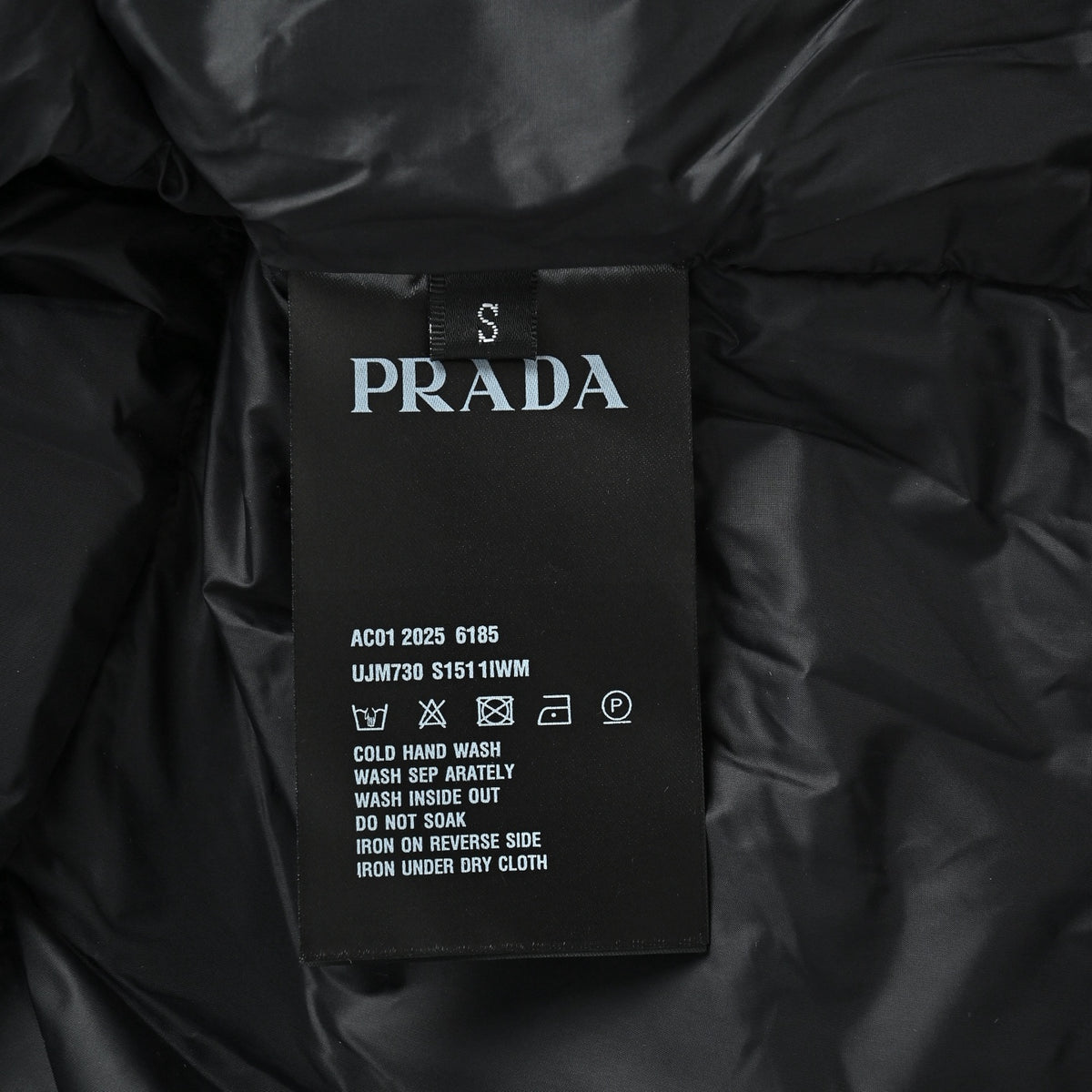 Cropped Re-Nylon Down Black