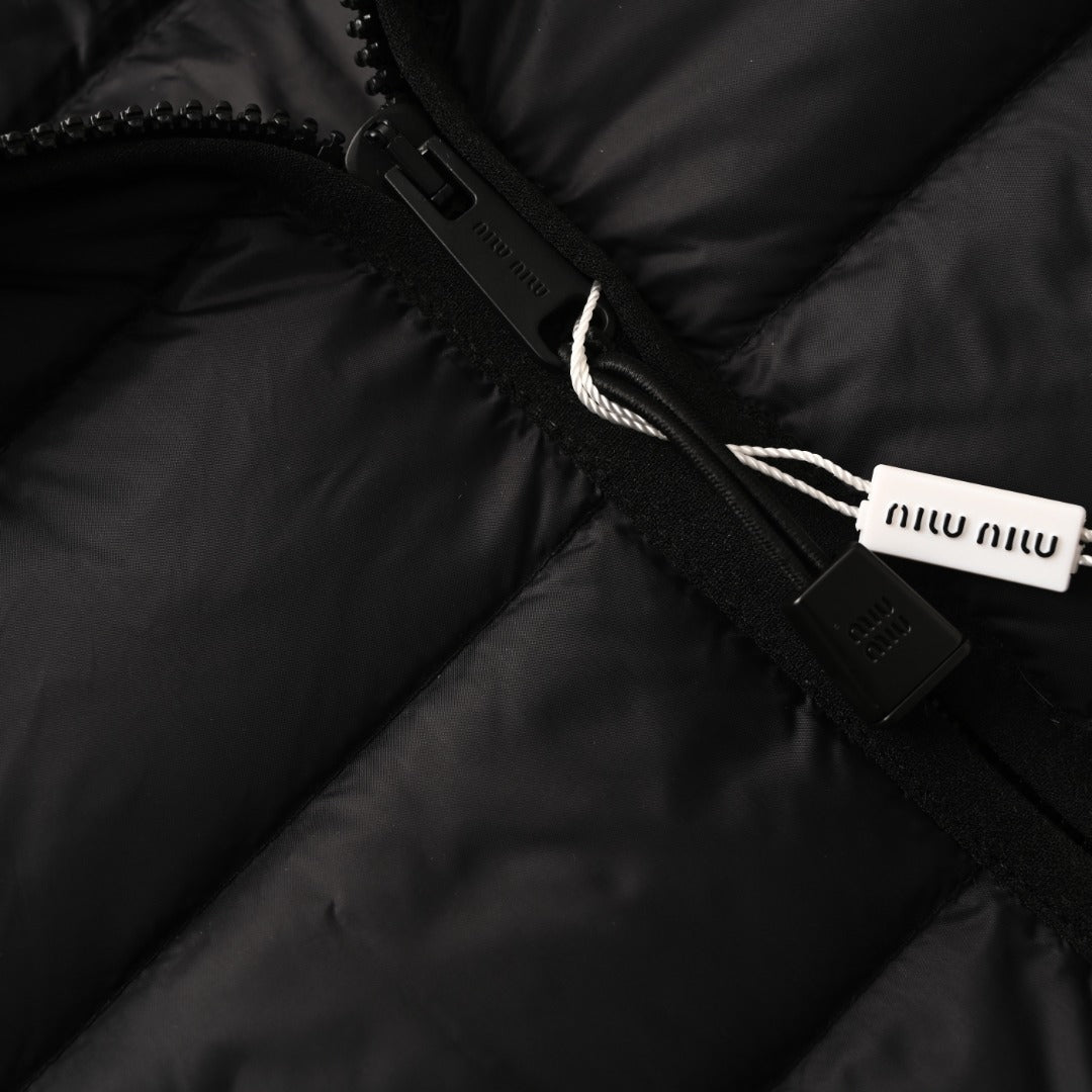Light Pongé Quilted Black