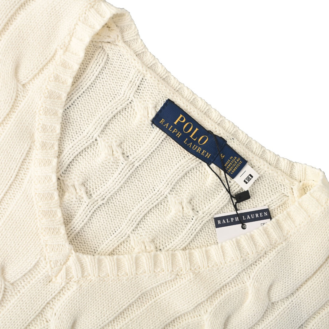 Cable-Knit V-Neck Sweater Cream