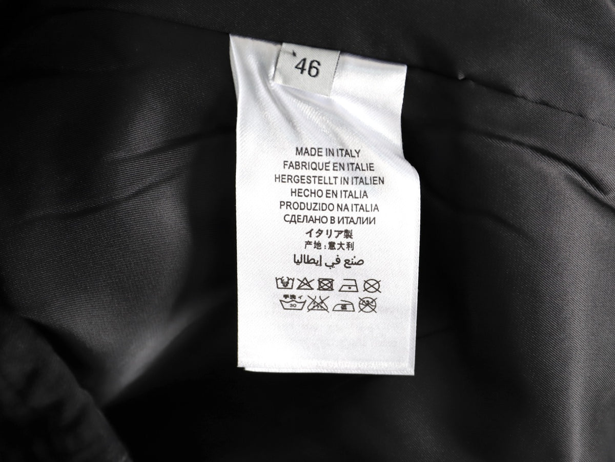 Contrast Collar Washed Black