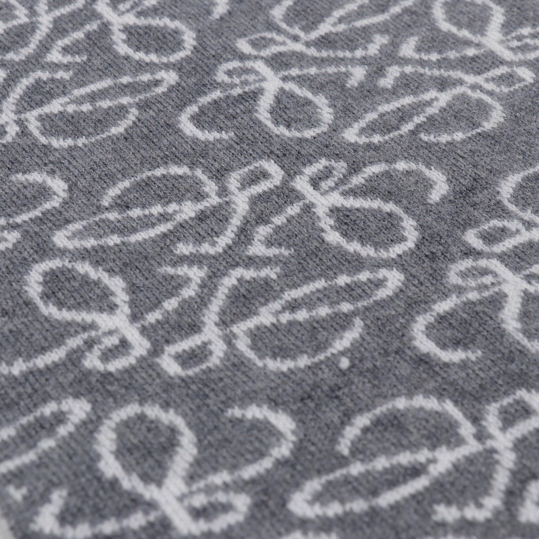 Anagram Jacquard Knit Grey White