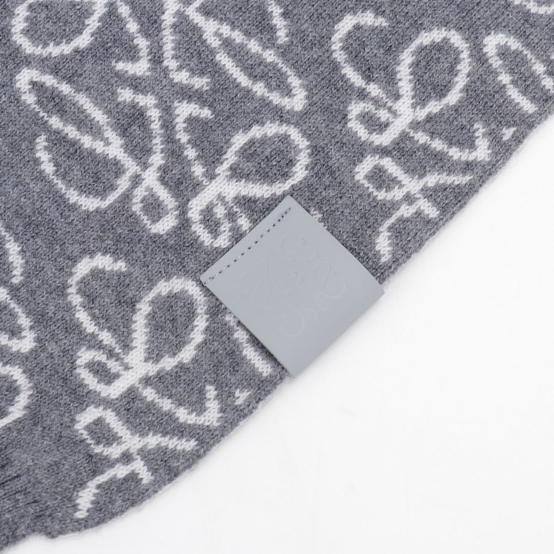 Anagram Jacquard Knit Grey White