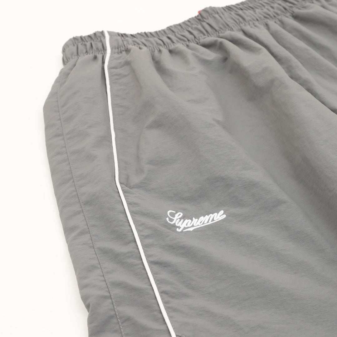 Contrast Piping Grey