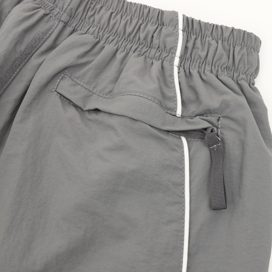 Contrast Piping Grey