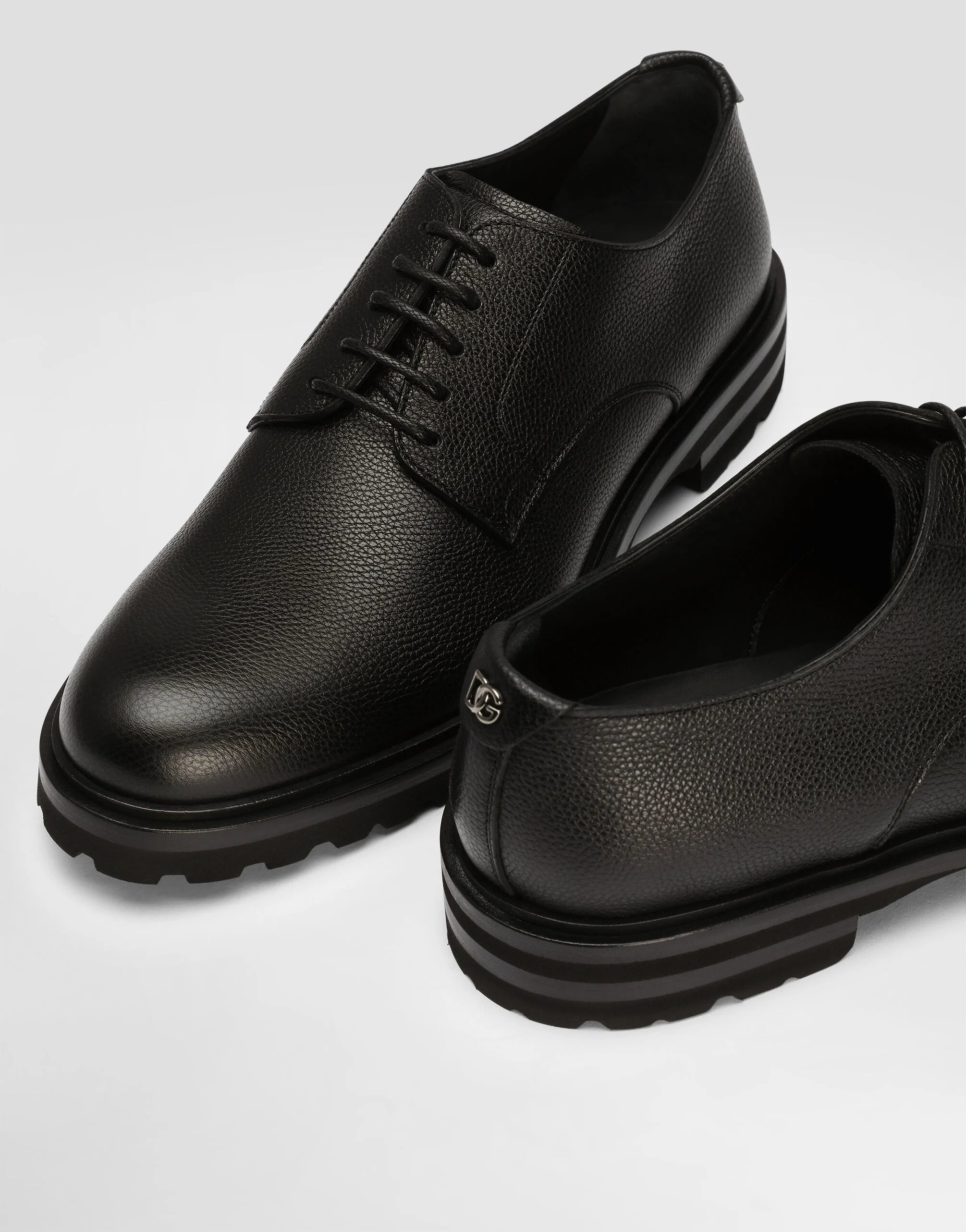 Grainy Calfskin Derby Shoes in Black