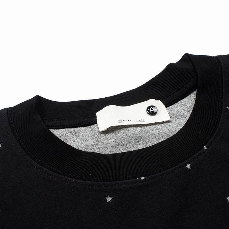 Crew Neck T-Shirt Distressed Button Logo Black