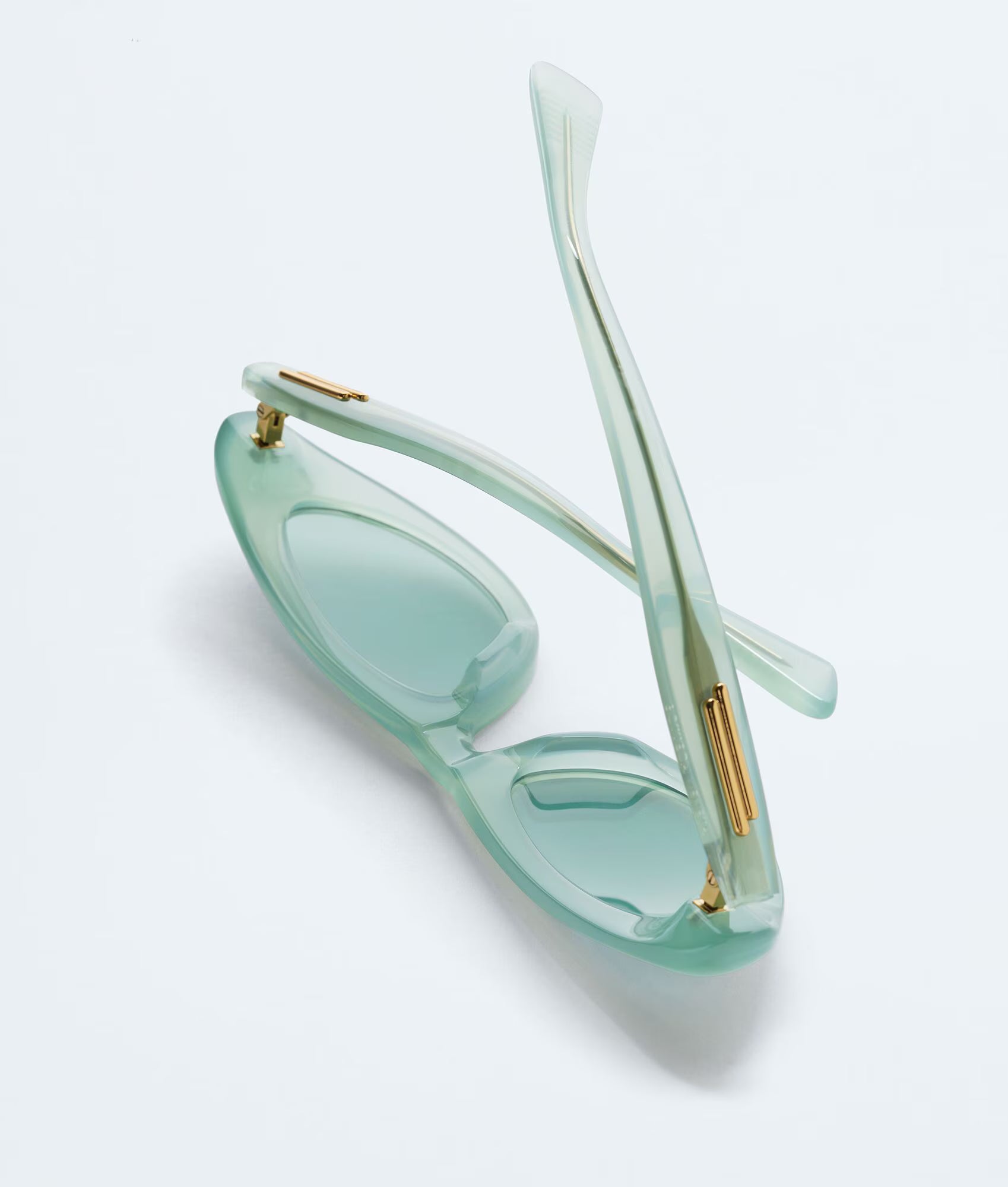 Bombe Cat Eye Sunglasses Green