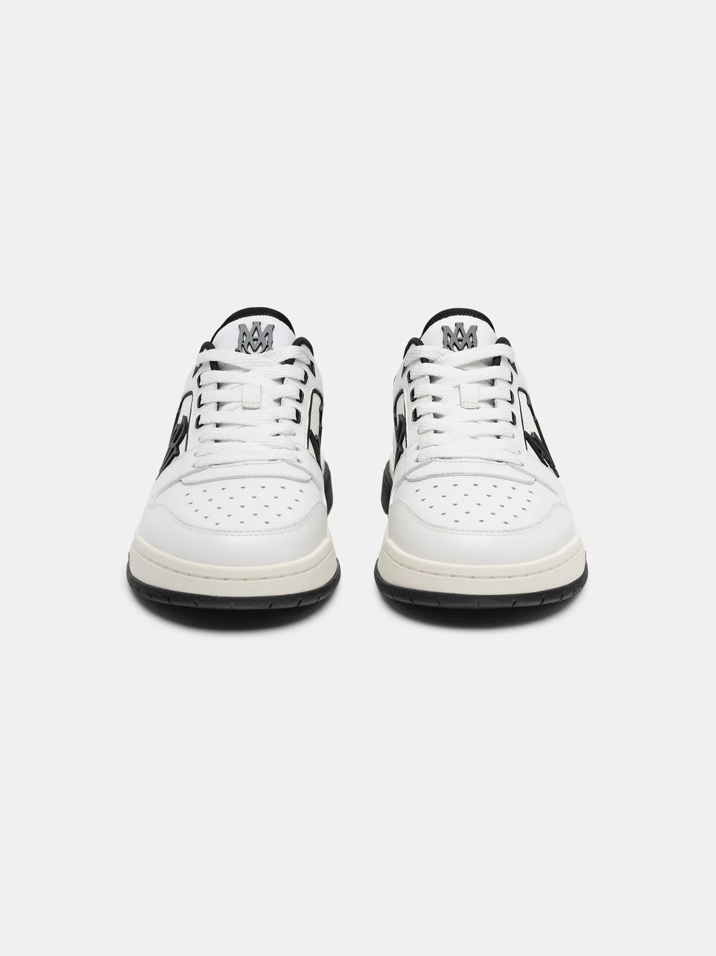 Classic Low White Black