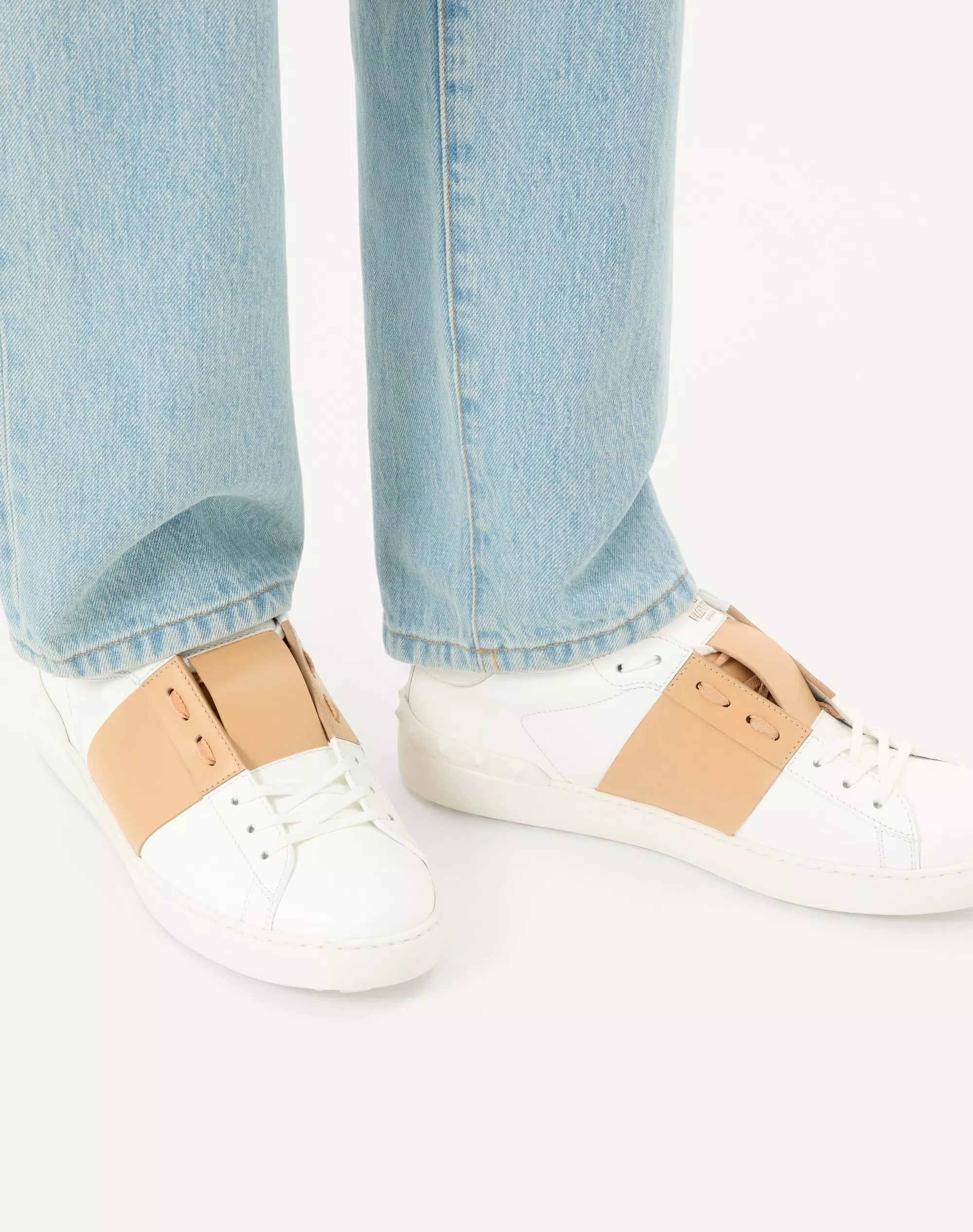 Valentino Calfskin-Open-Sneaker White Beige
