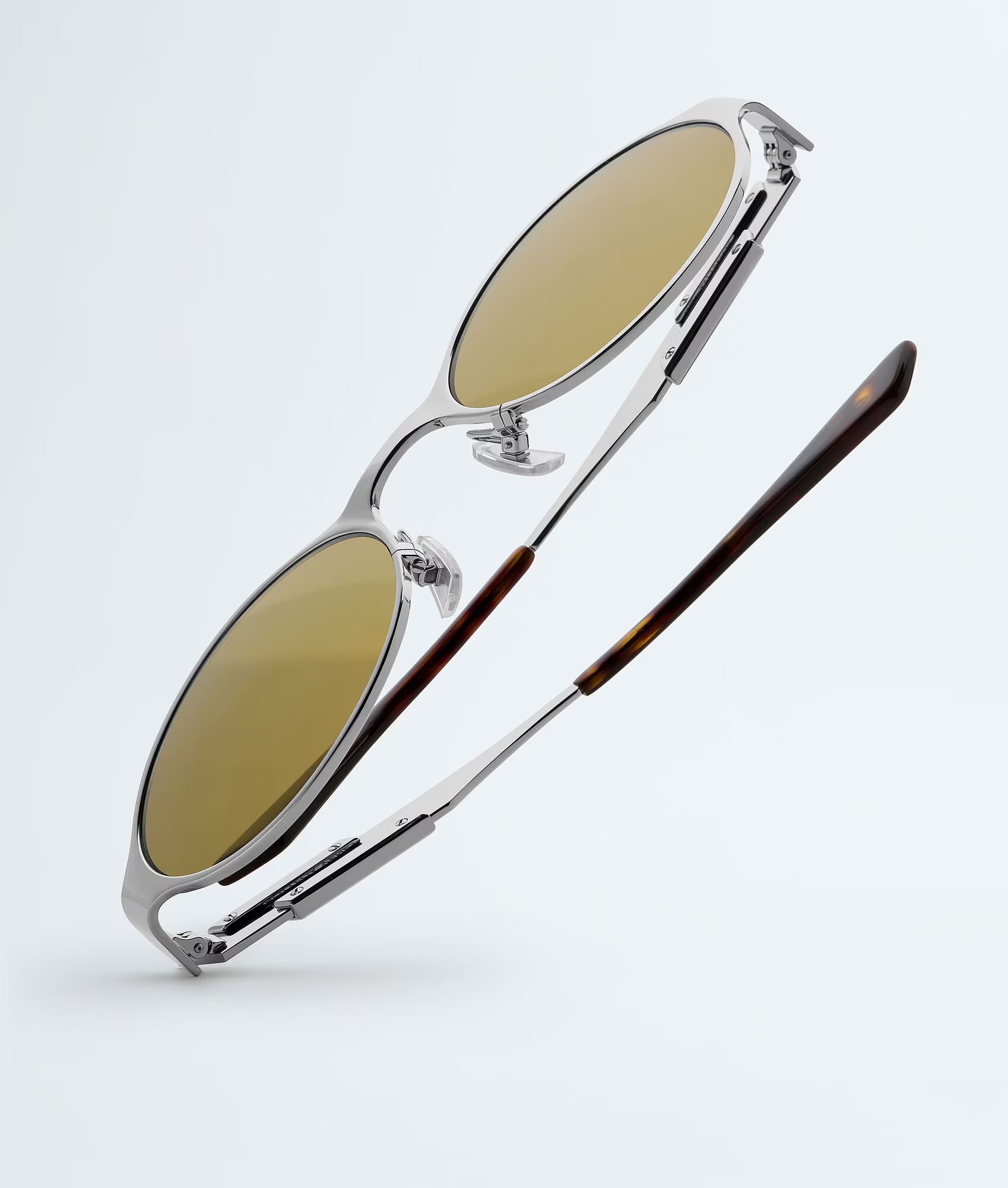 Dash Oval Sunglasses Silver Green