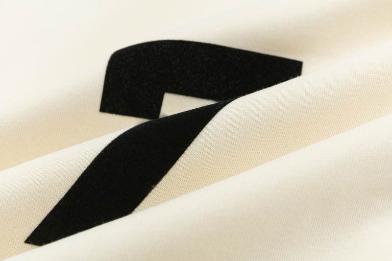 Number 7 Graphic Hoodie Cream
