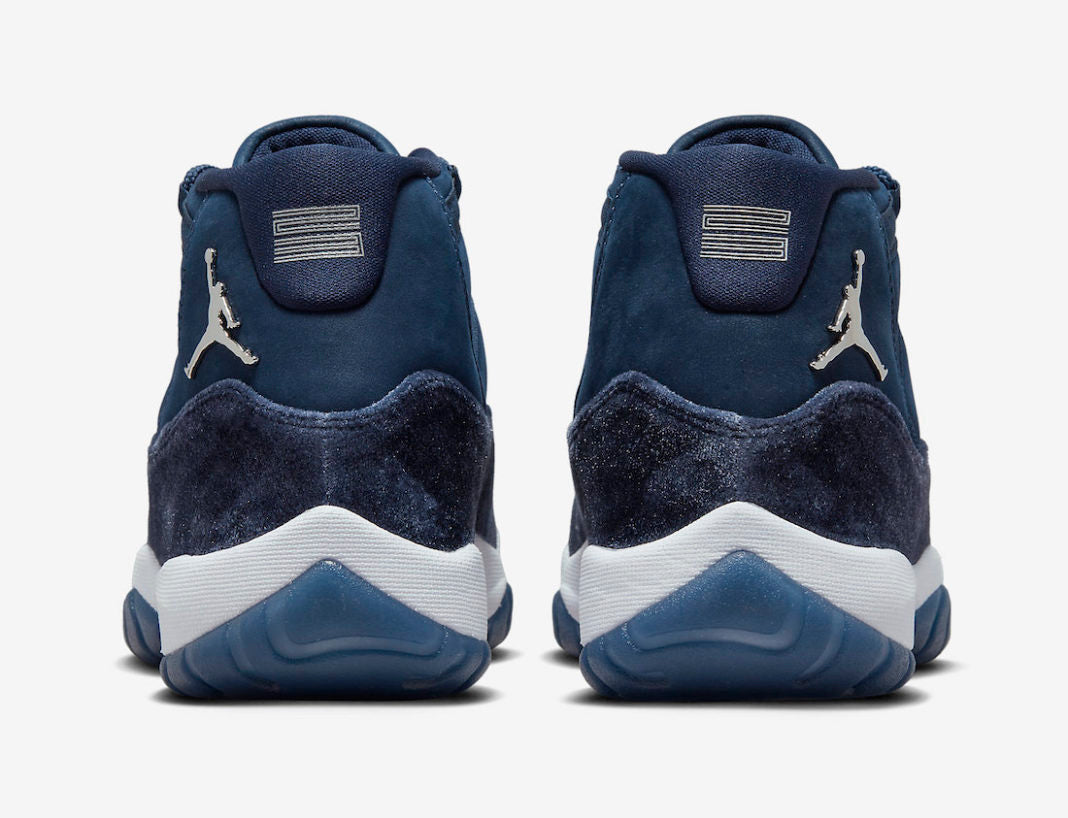 Air Jordan 11 Midnight Navy