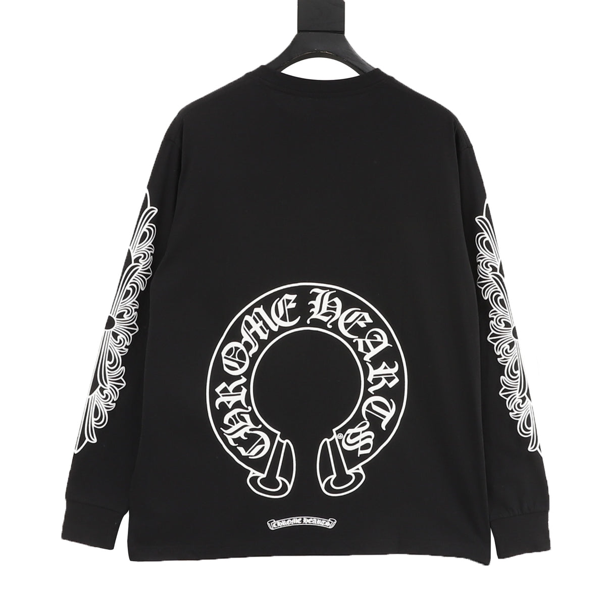 Horseshoe Floral Sleeve Long Sleeve Pocket T-Shirt Black