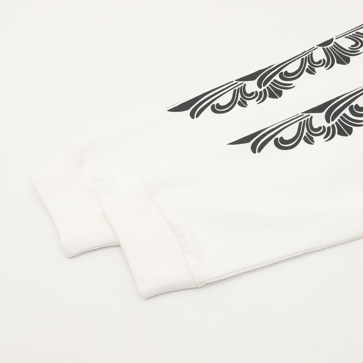 Scroll Logo Long Sleeve Pocket T-Shirt White