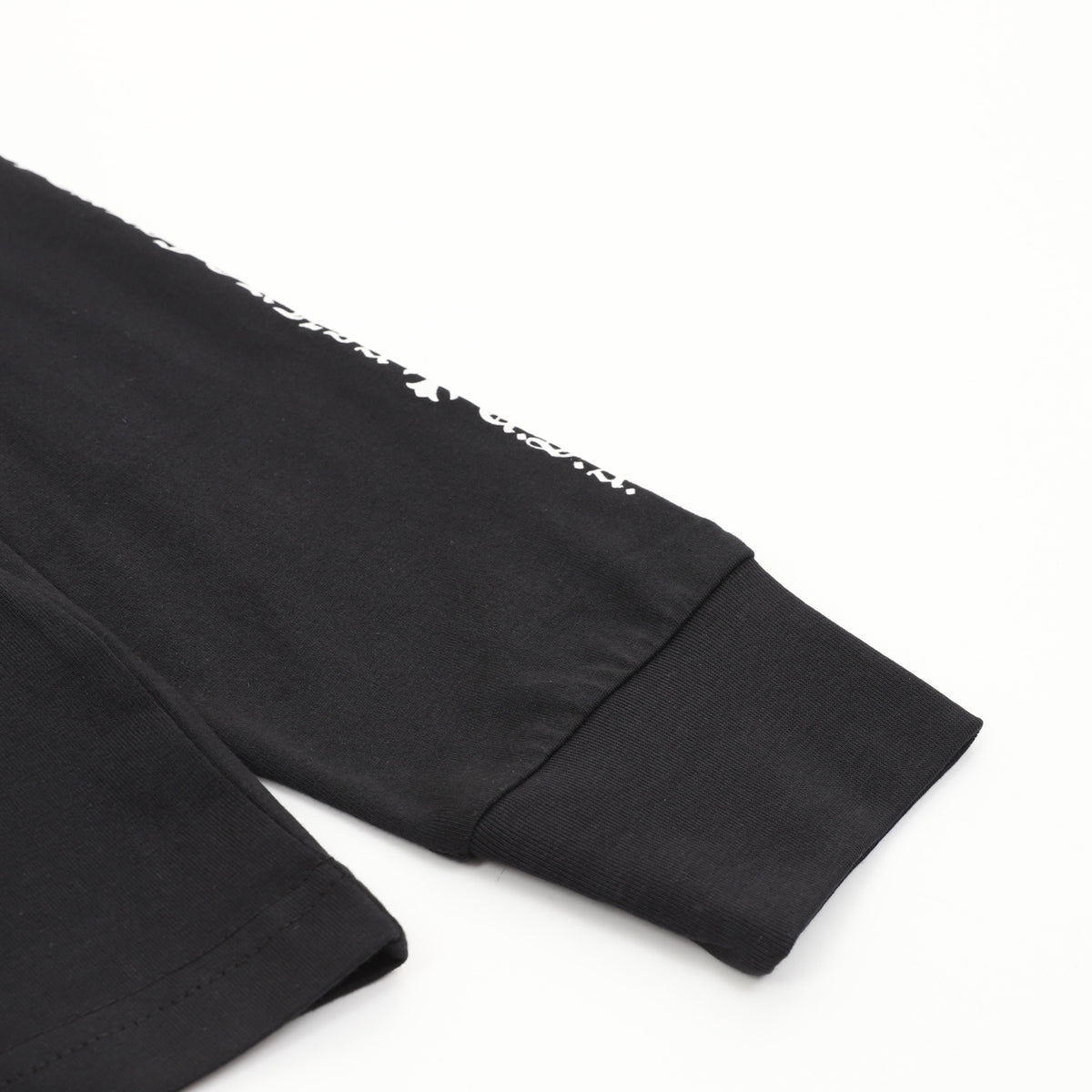 Gothic Logo Long Sleeve Pocket T-Shirt Black