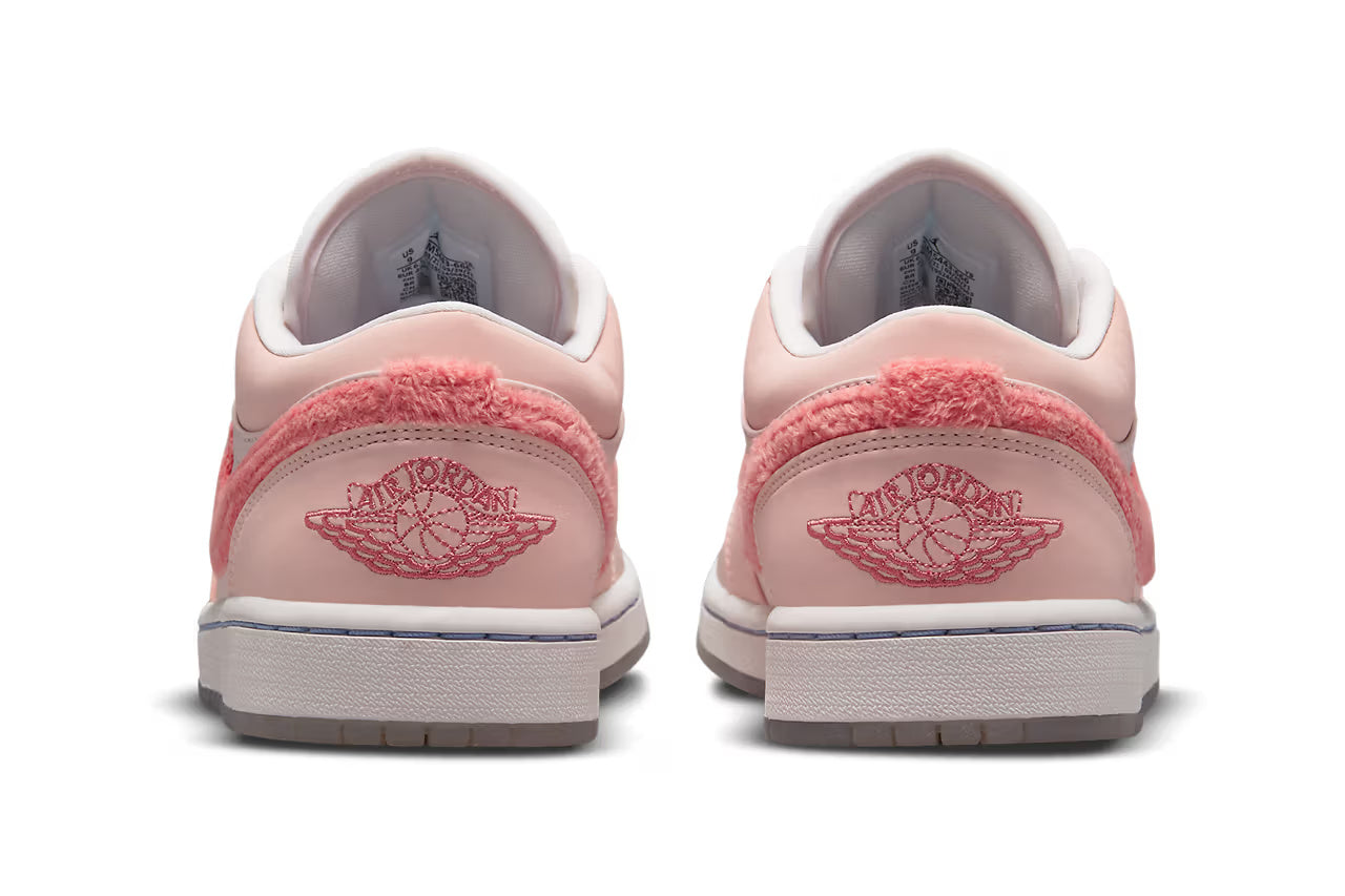 Air Jordan 1 Low SE Mighty Swooshers Pink