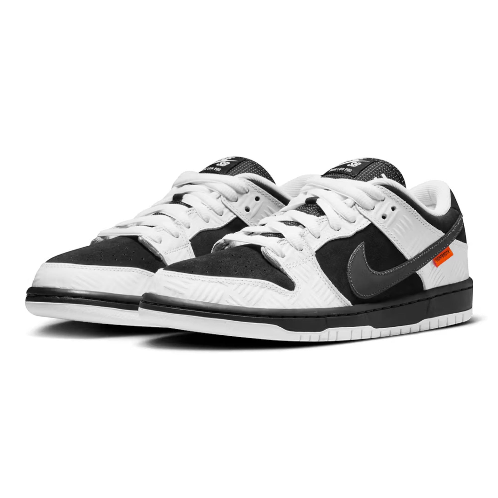 Nike Dunk Low TIGHTBOOTH