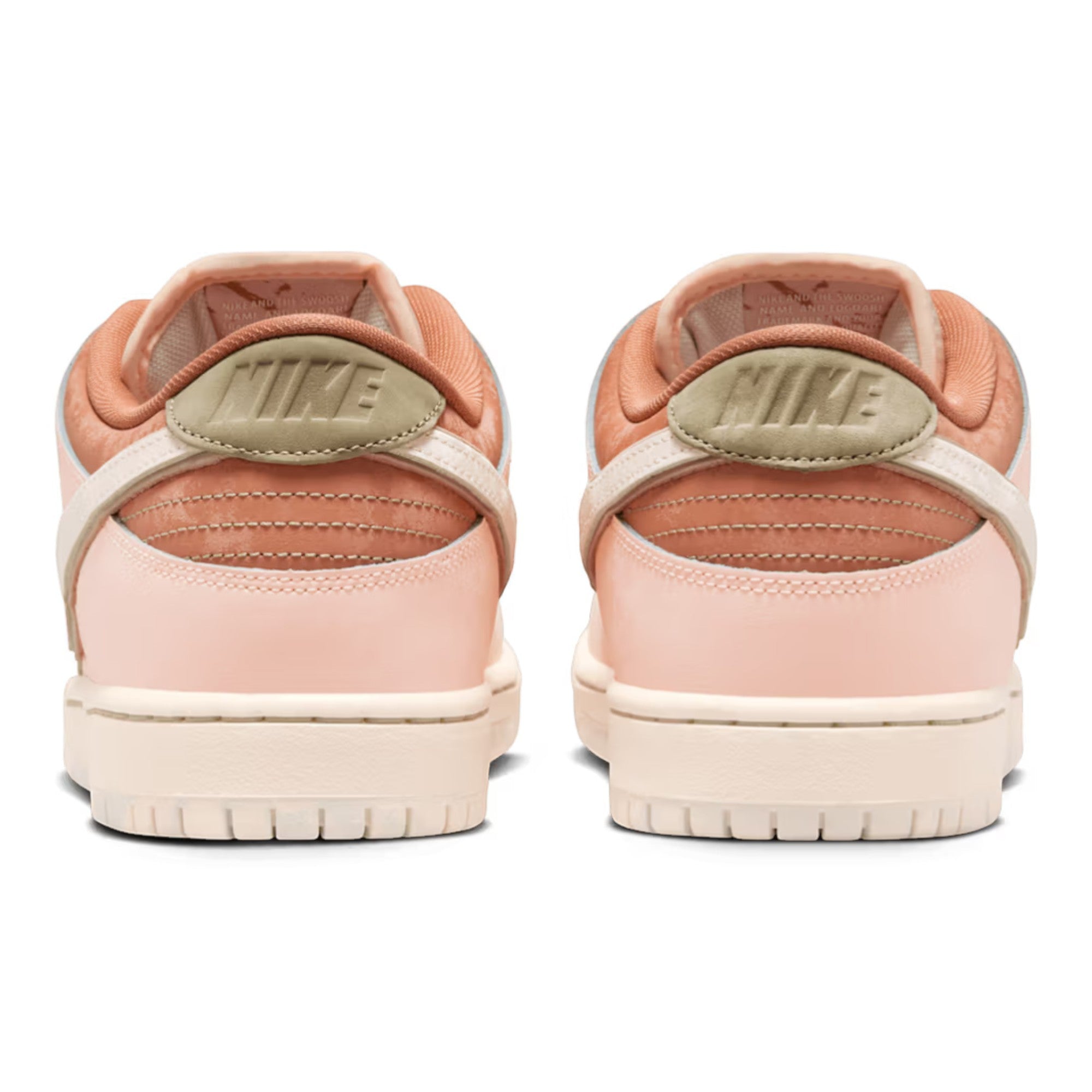 Nike SB Dunk Low Trocadéro Gardens