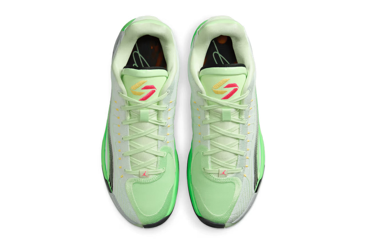 Luka 4 Barely Green