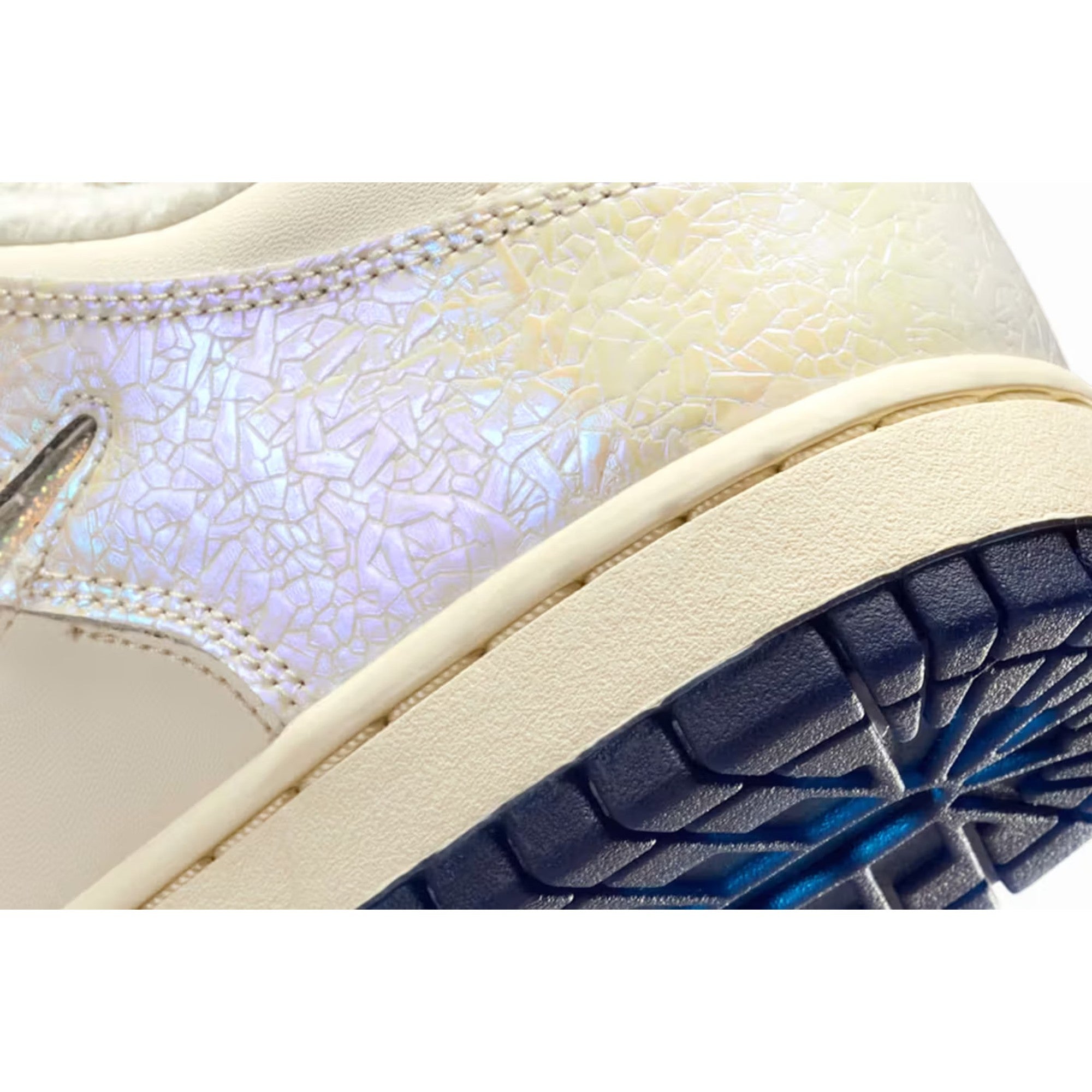 Nike Dunk Low Jewel Soft Pearl
