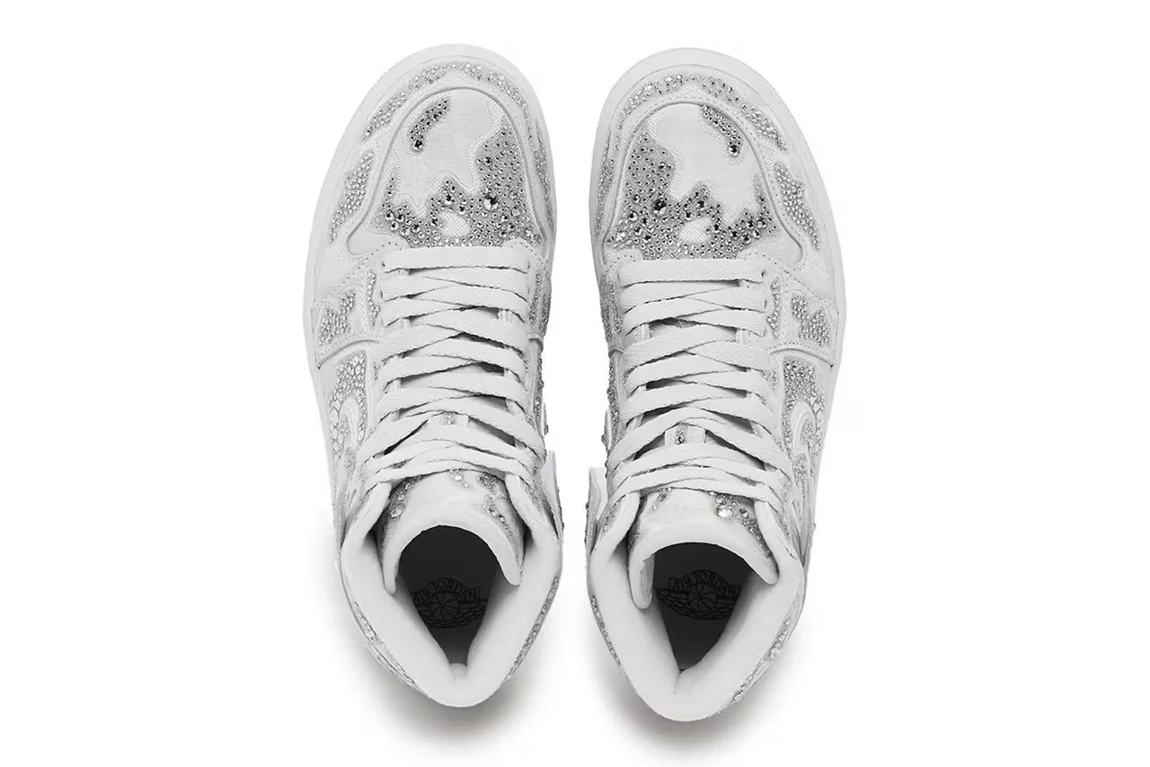 Air Jordan 1 High Swarovski Vast Grey