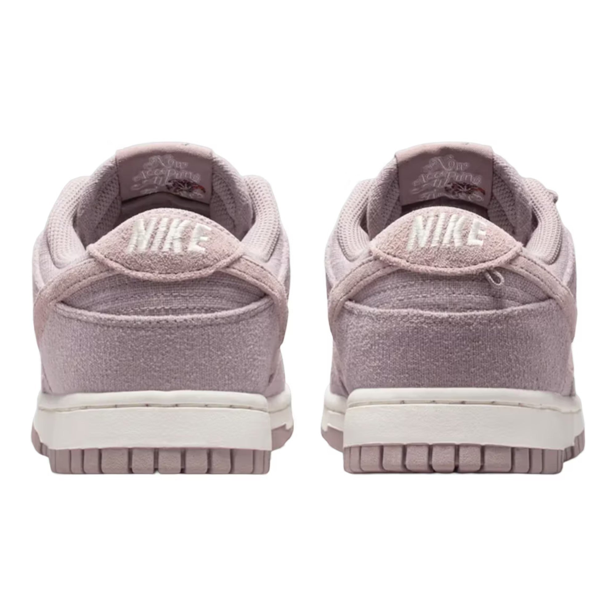 Nike Dunk Low Now Accepting All Flowers