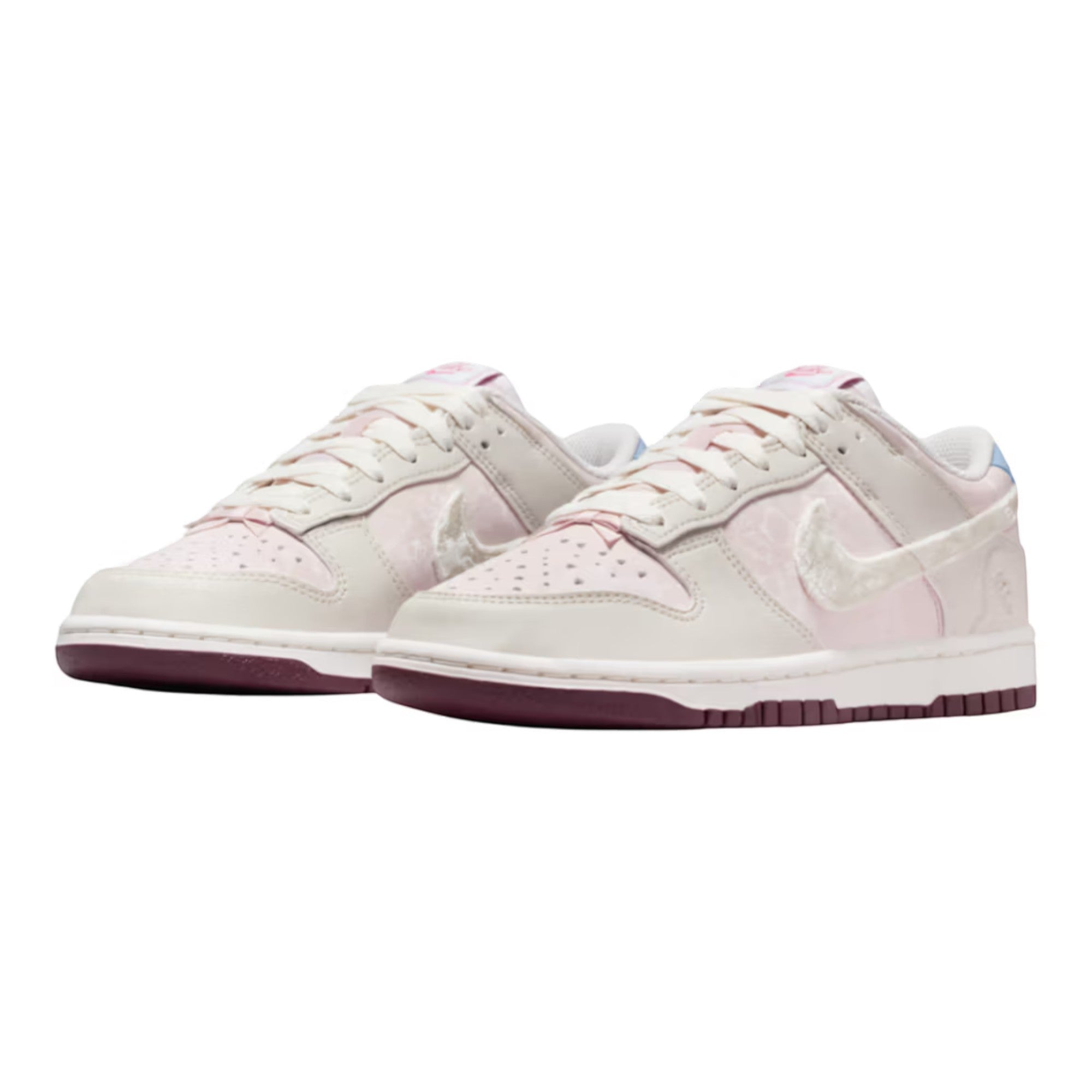 Nike Dunk Low Valentine’s Day 2026