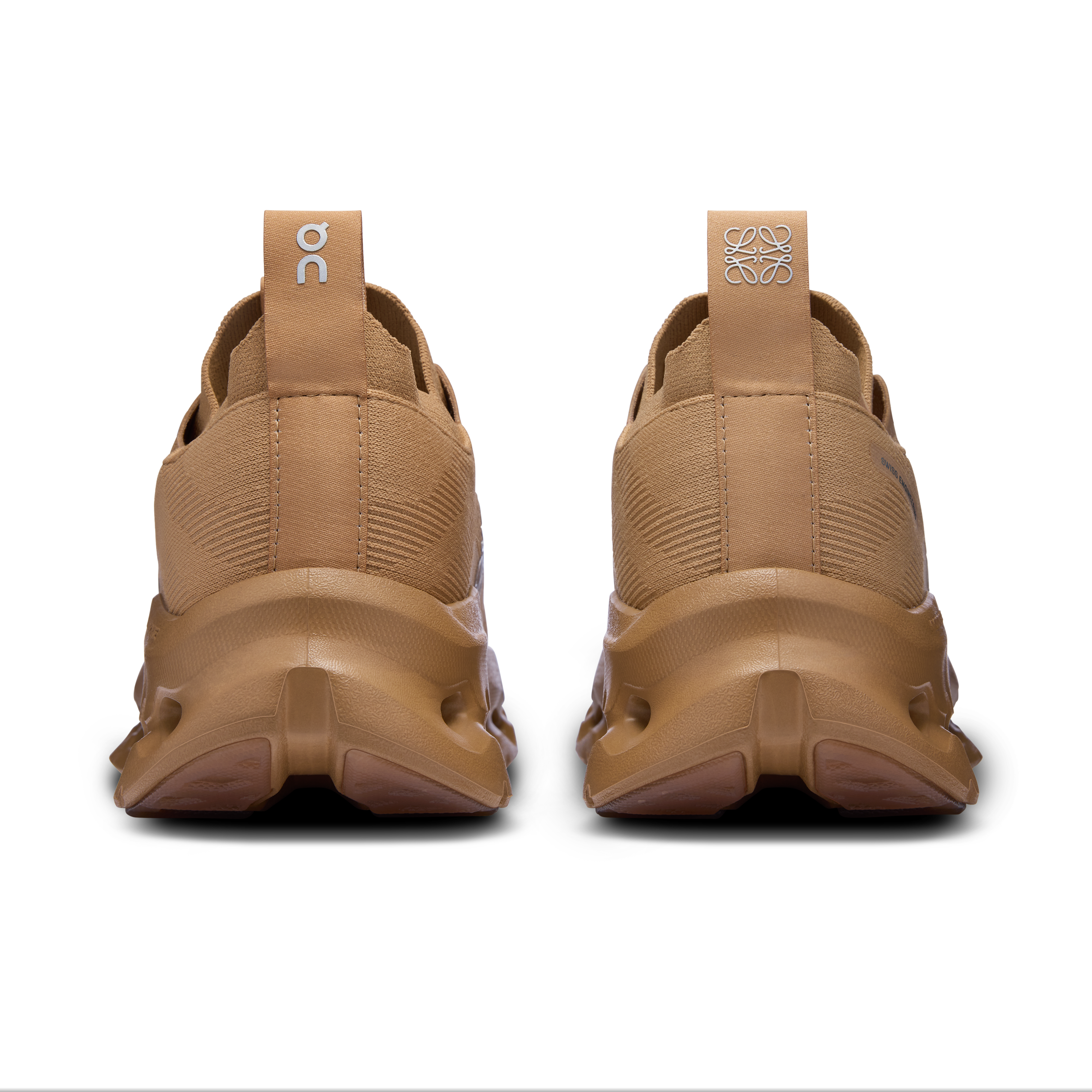 Cloudtilt LOEWE Dark Sand