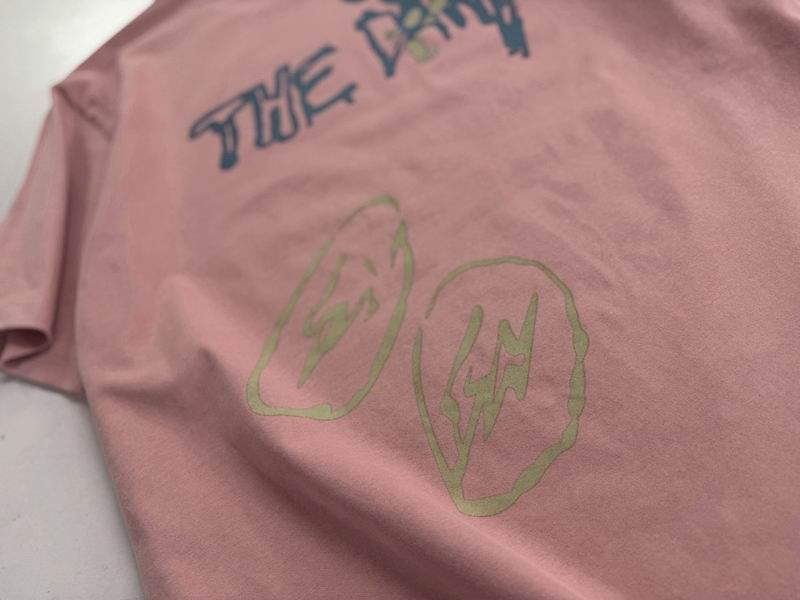 The Dawn Graphic T-Shirt Pink