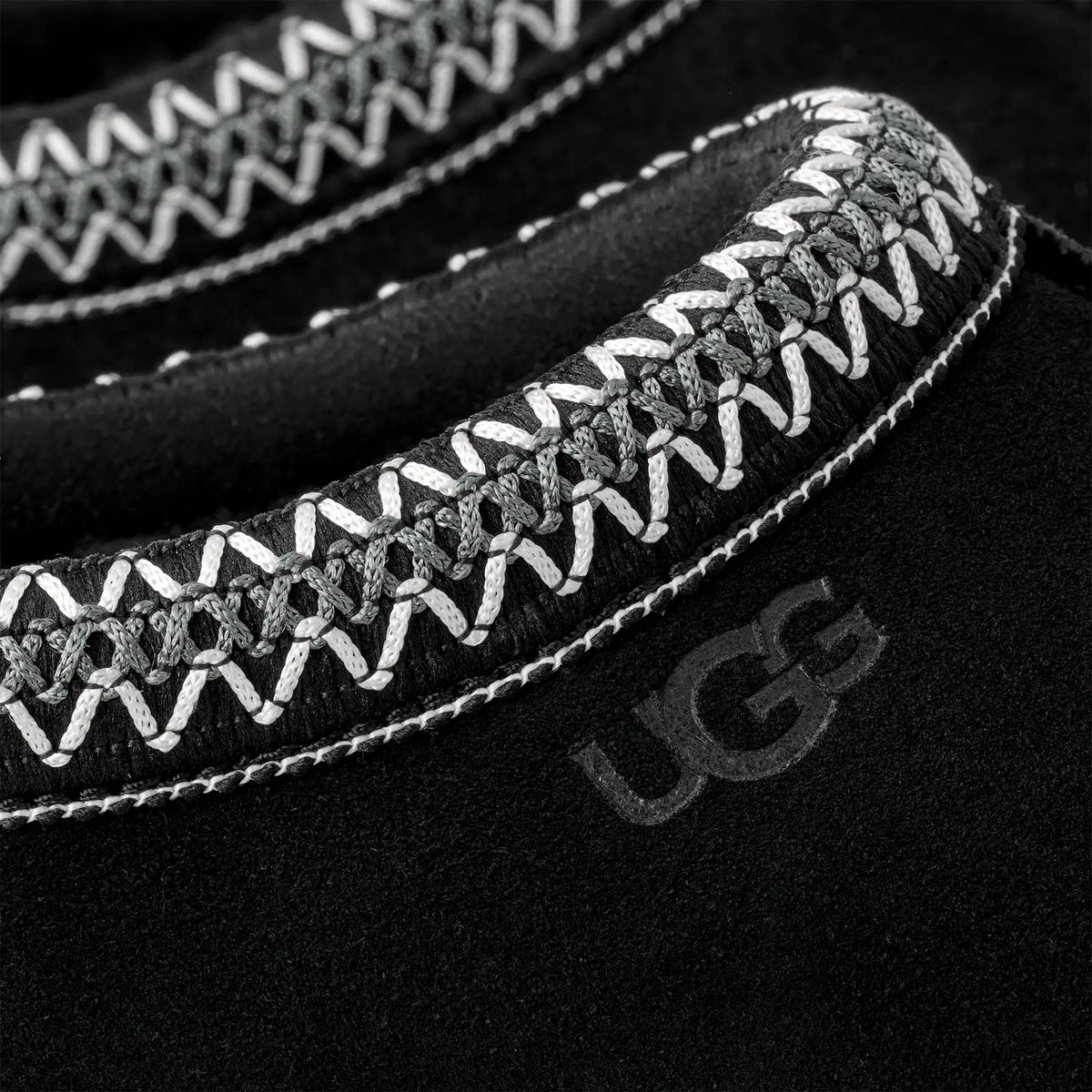 Tasman II Black