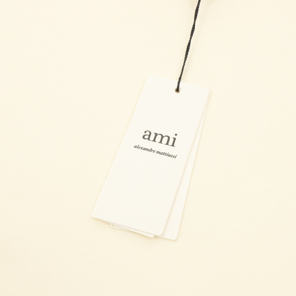 Ami de Coeur Red Heart Off-White
