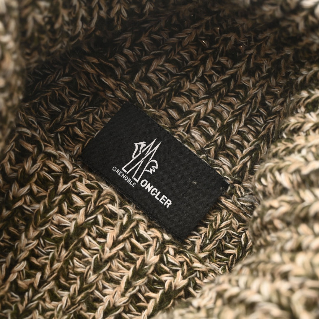 Grenoble Shell-Trimmed Rollneck Olive Green