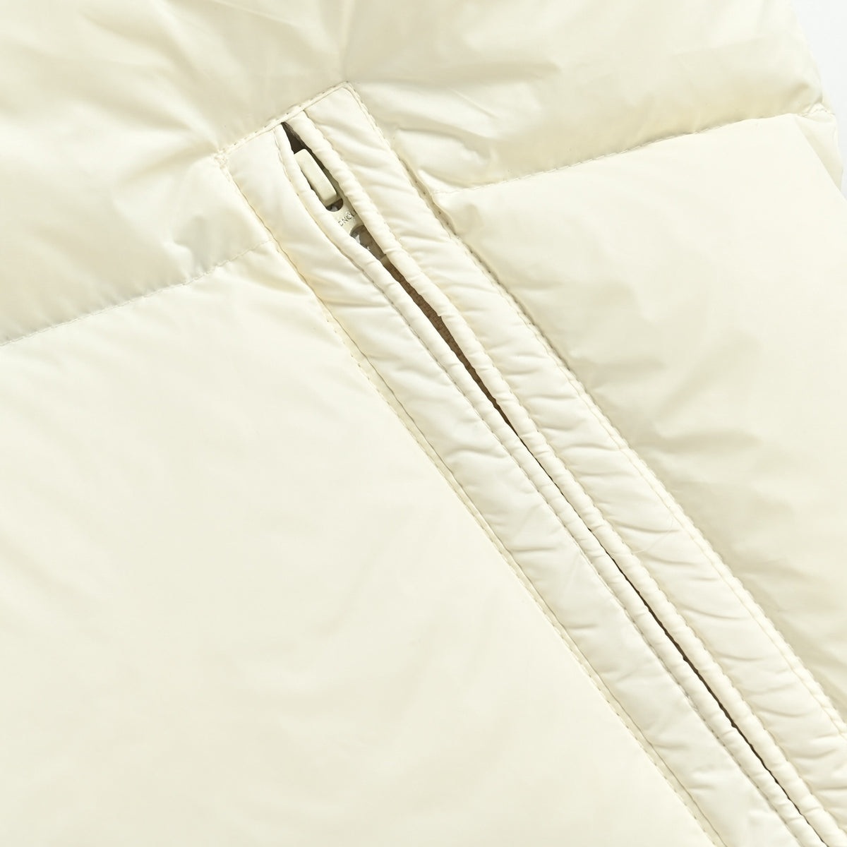 Belice White & Ivory