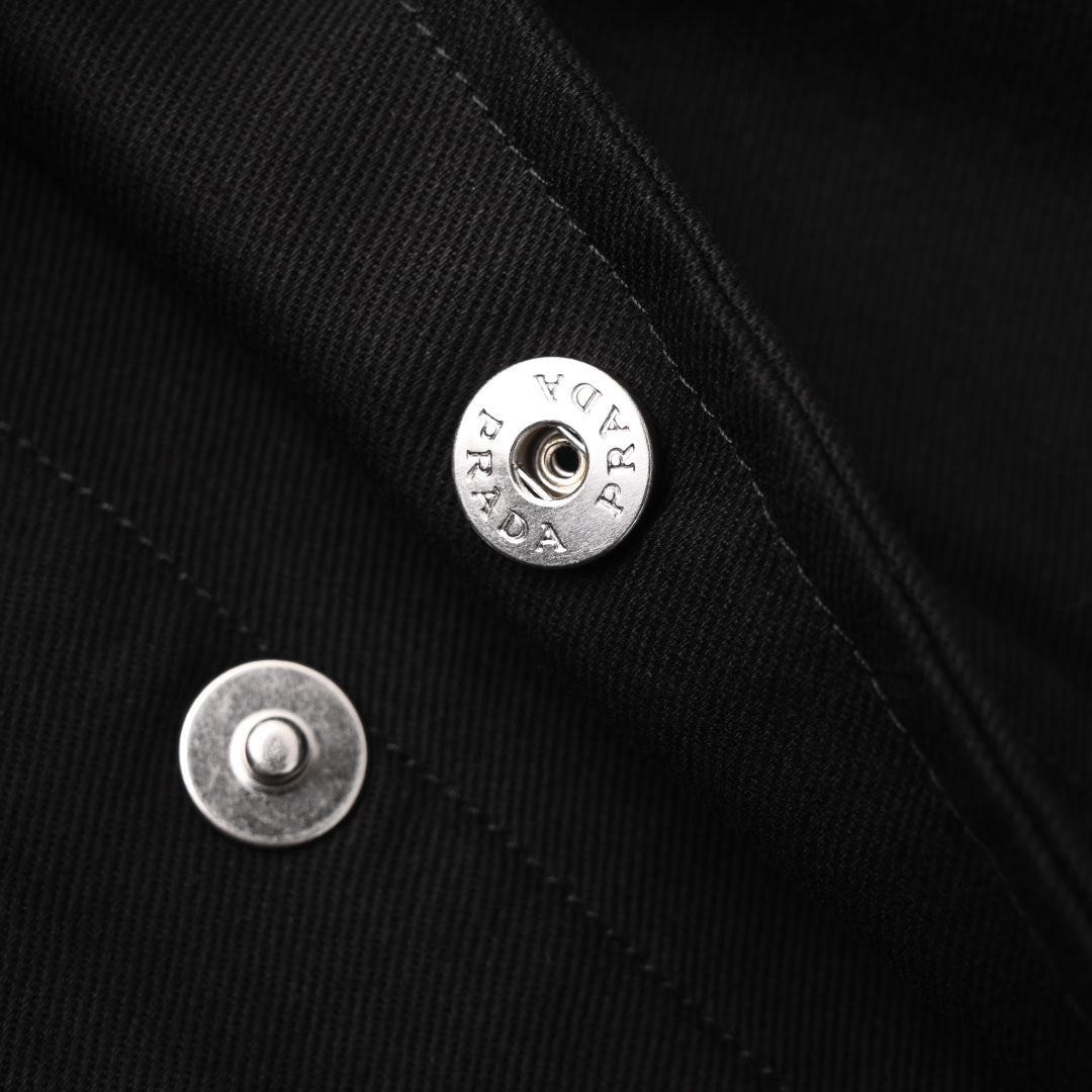 Triangle Logo Utility Black