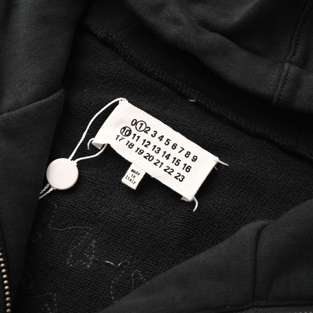 Full-Zip Hooded Black