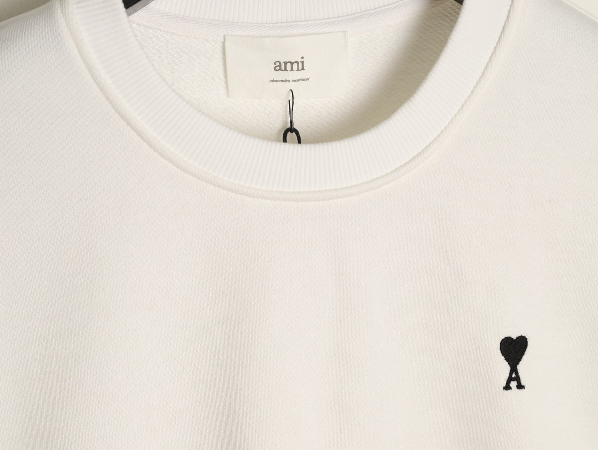 Ami de Coeur Contrast Heart White