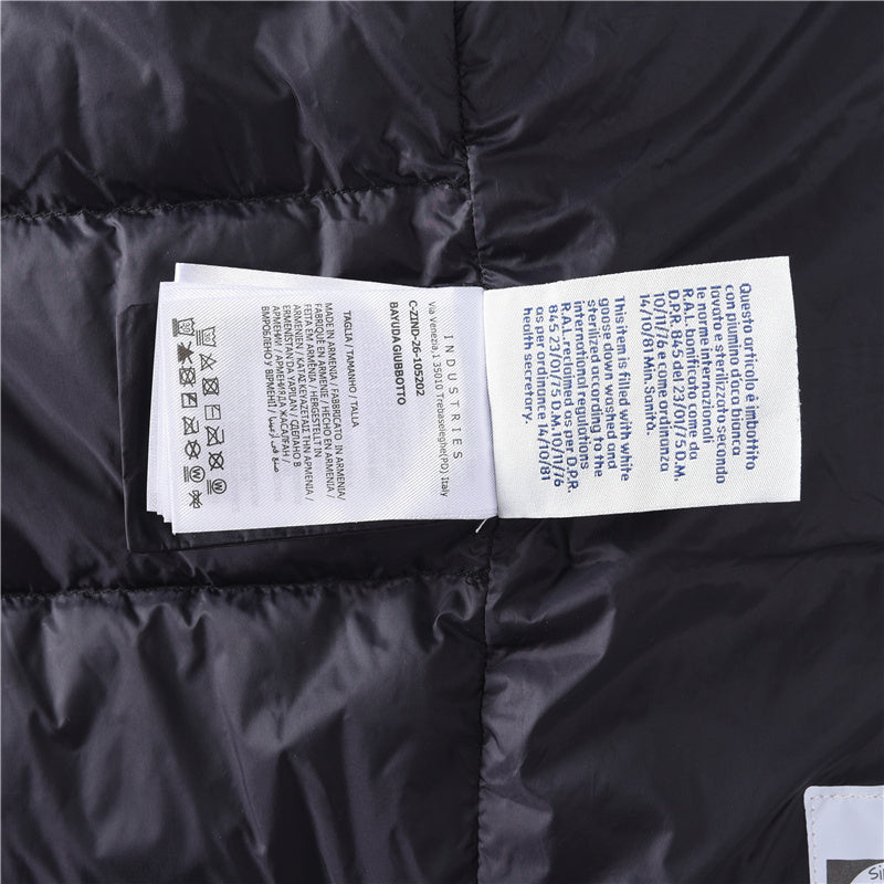 Tricolor-Trim Glossy Black