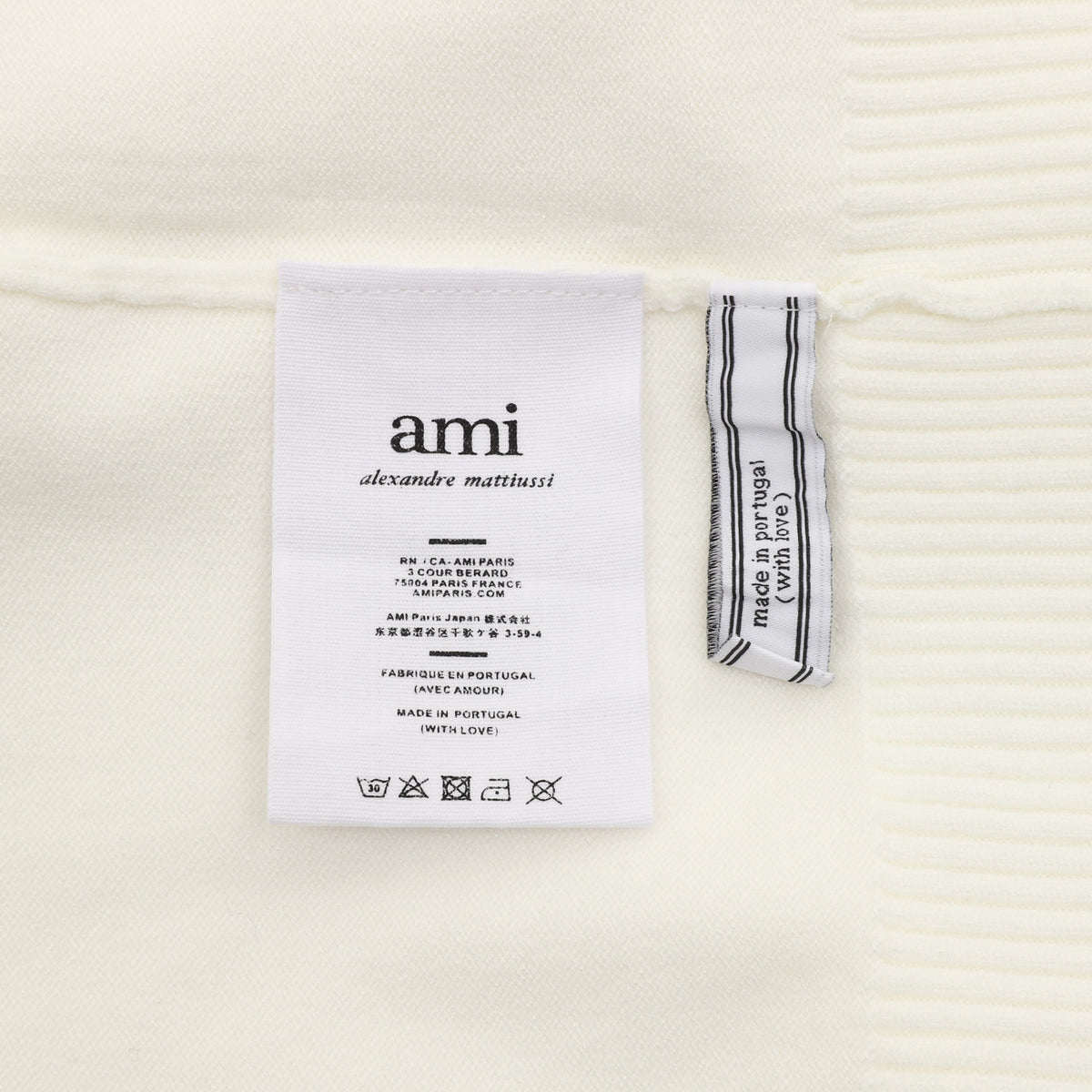 Ami de Coeur Red Heart Off-White